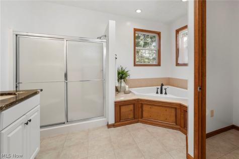 4863 Deer Run Drive Lorain OH 44053