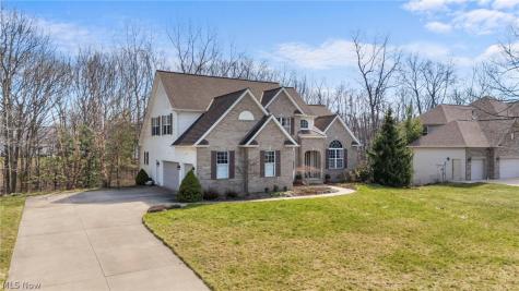 4863 Deer Run Drive Lorain OH 44053