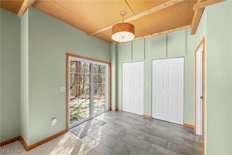 4863 Deer Run Drive Lorain OH 44053