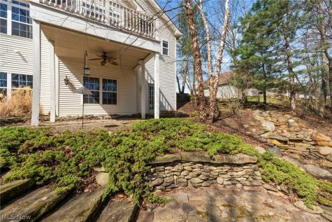 4863 Deer Run Drive Lorain OH 44053