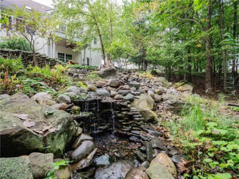 4863 Deer Run Drive Lorain OH 44053