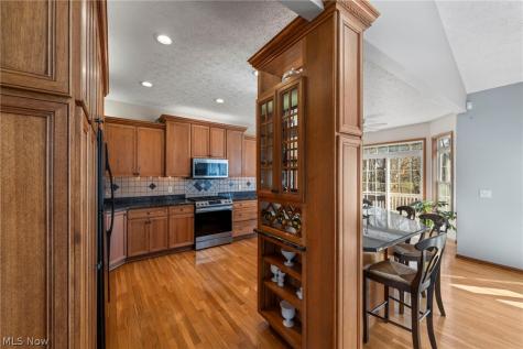4863 Deer Run Drive Lorain OH 44053