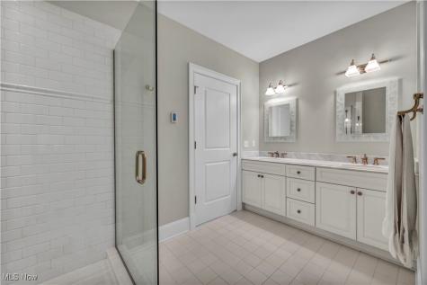 39470 Stillman Lane Willoughby OH 44094
