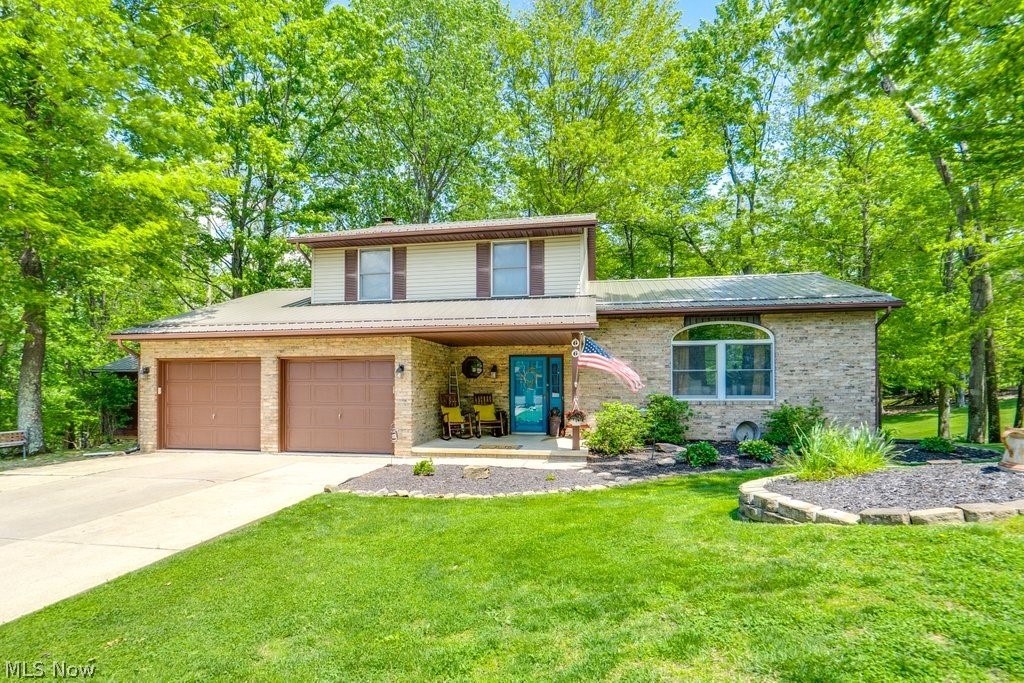 66 Manito Trail Malvern OH 44644