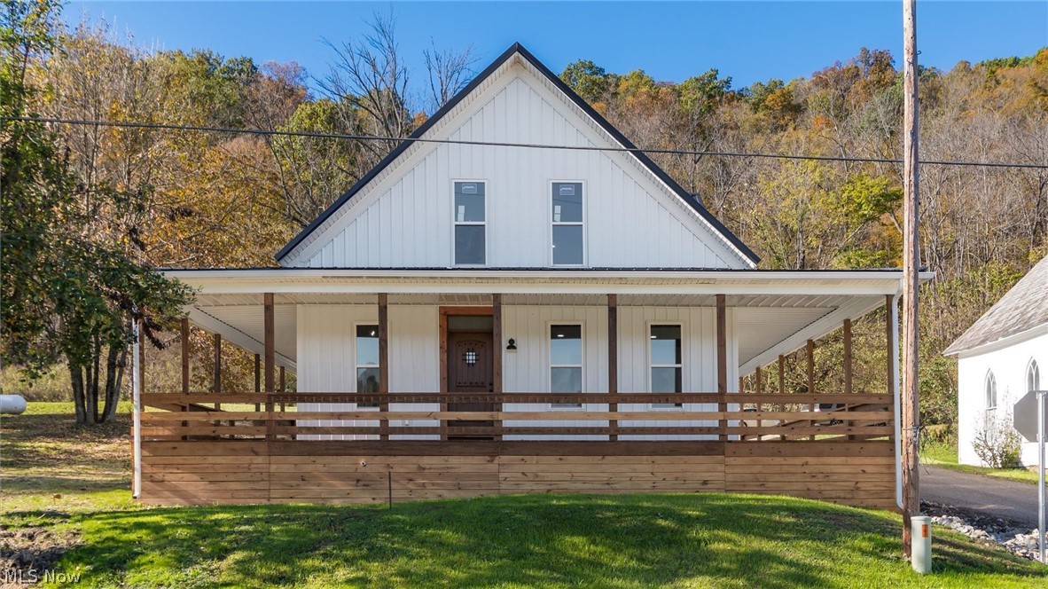 9107 N State Route 669 NW Mcconnelsville OH 43756