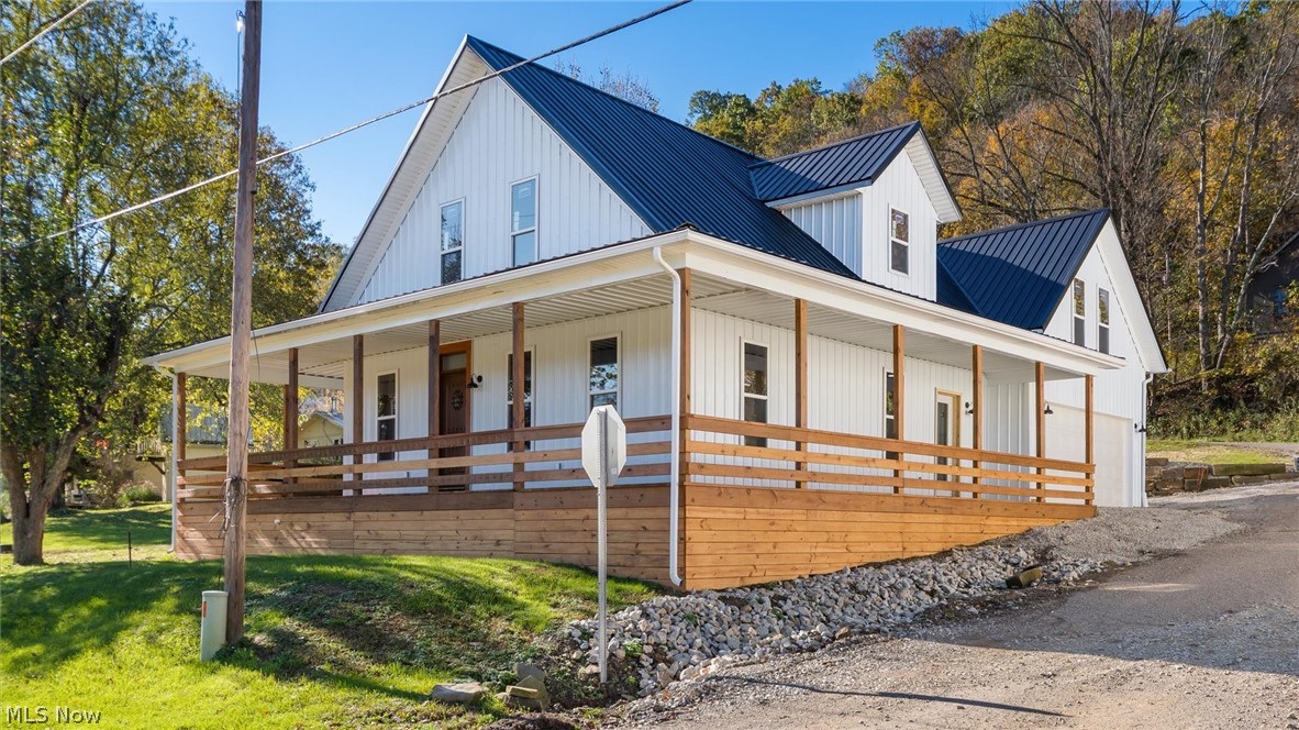 9107 N State Route 669 NW Mcconnelsville OH 43756