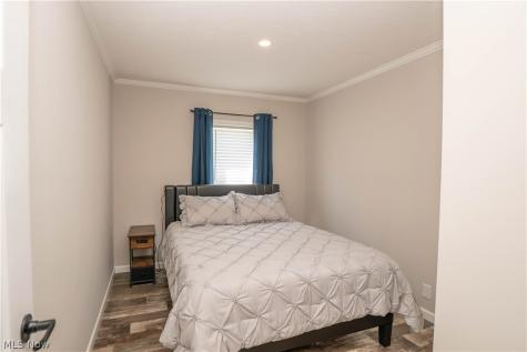 3052 Cross Creek Circle SW Massillon OH 44647