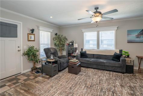 3052 Cross Creek Circle SW Massillon OH 44647