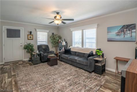 3052 Cross Creek Circle SW Massillon OH 44647