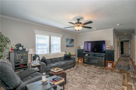 3052 Cross Creek Circle SW Massillon OH 44647