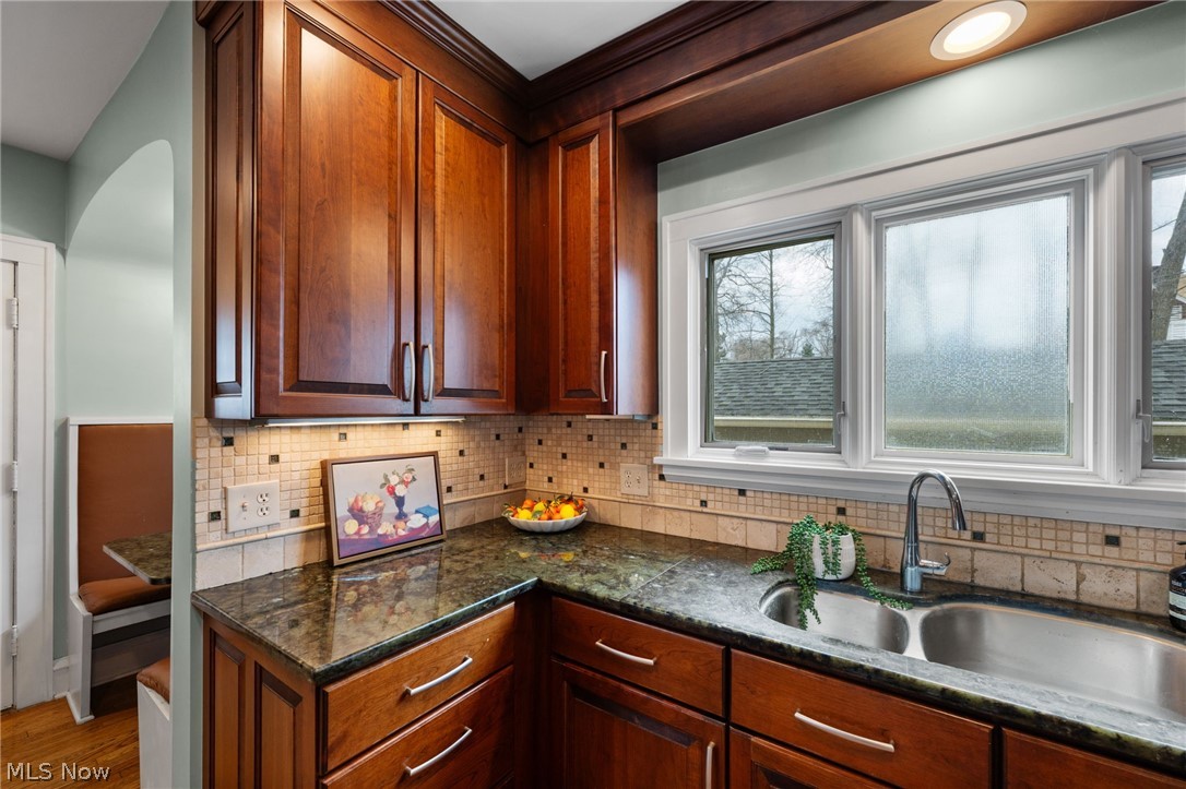 2135 Riverside Drive Lakewood OH 44107