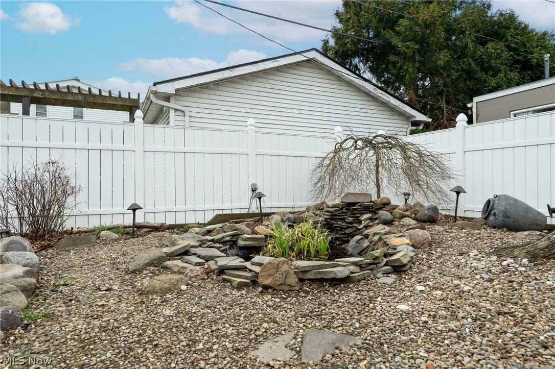 2135 Riverside Drive Lakewood OH 44107
