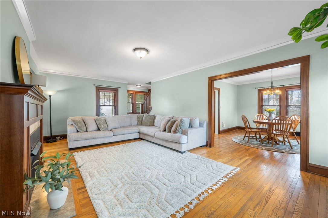 2135 Riverside Drive Lakewood OH 44107