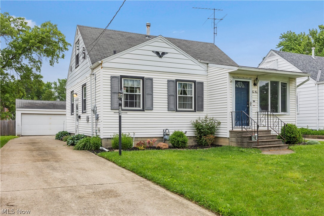 610 Princeton Avenue Elyria OH 44035