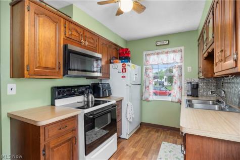 610 Princeton Avenue Elyria OH 44035
