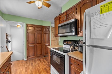610 Princeton Avenue Elyria OH 44035