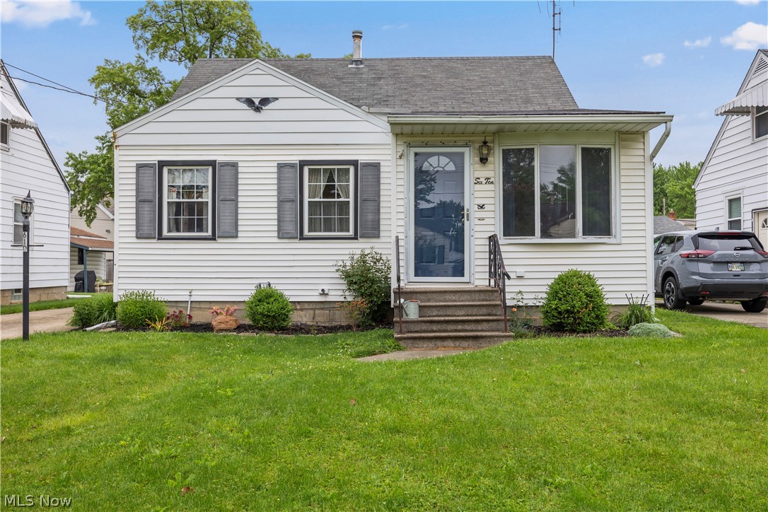 610 Princeton Avenue Elyria OH 44035
