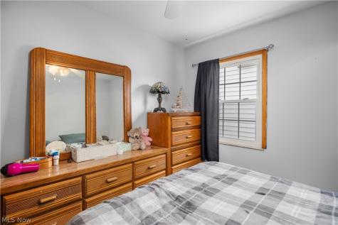 610 Princeton Avenue Elyria OH 44035