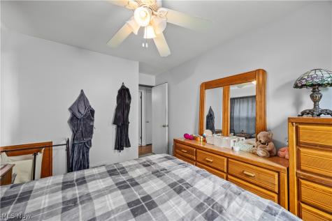610 Princeton Avenue Elyria OH 44035