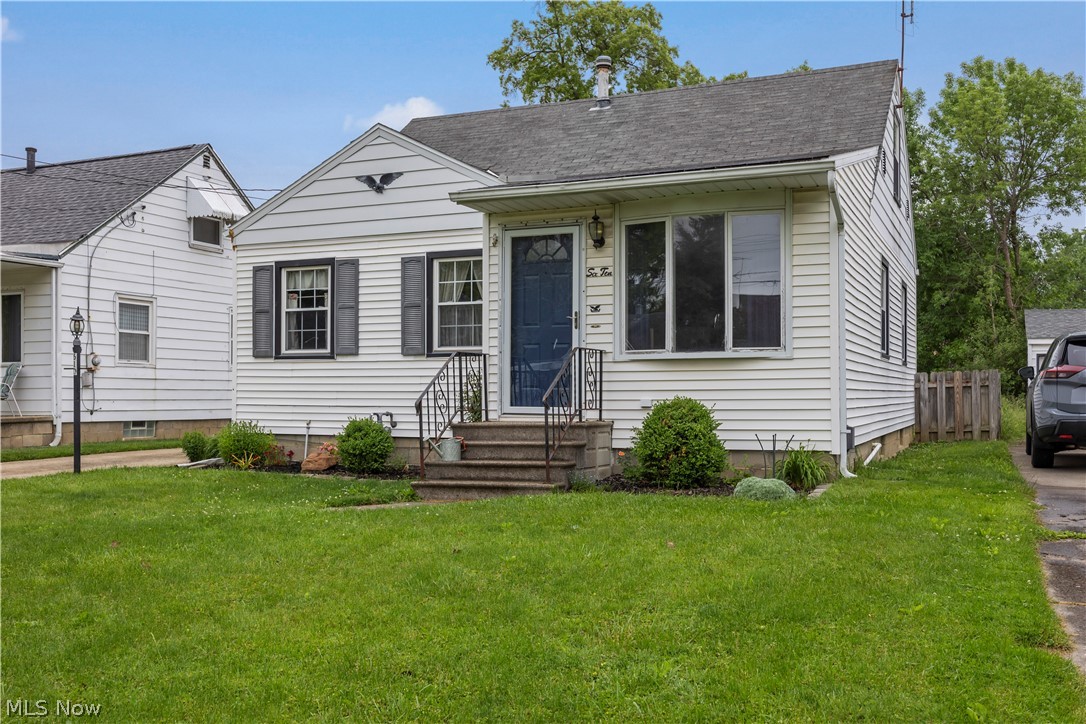 610 Princeton Avenue Elyria OH 44035
