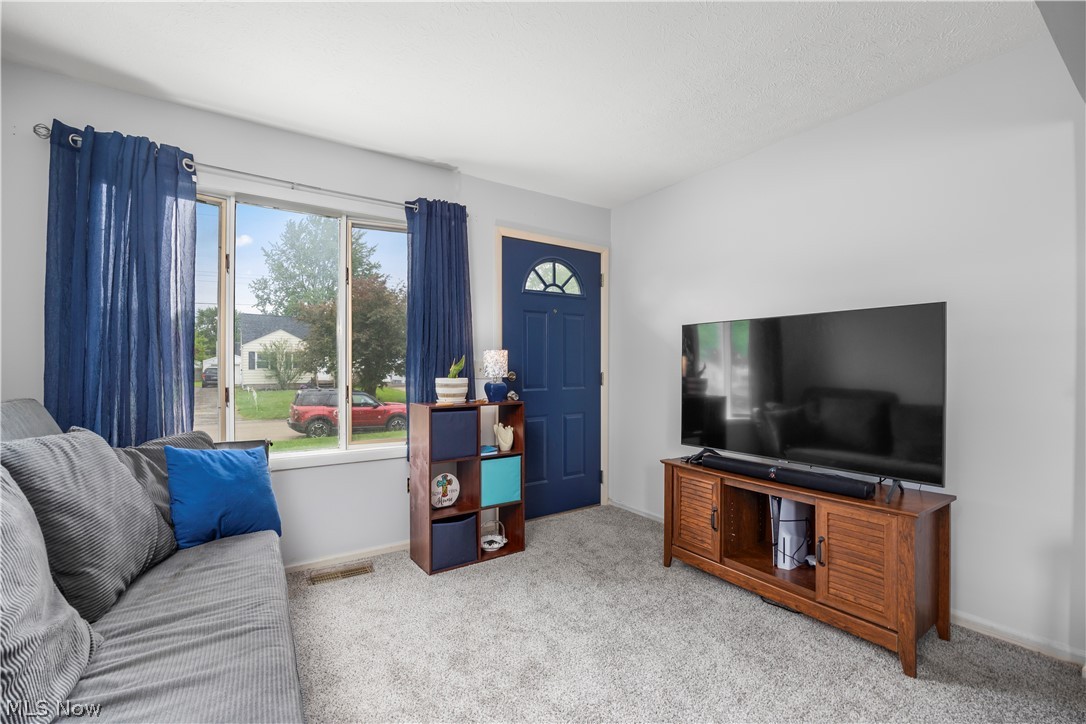 610 Princeton Avenue Elyria OH 44035