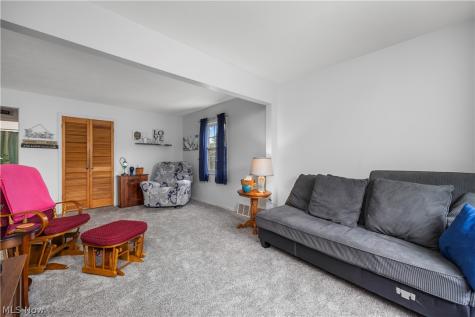 610 Princeton Avenue Elyria OH 44035