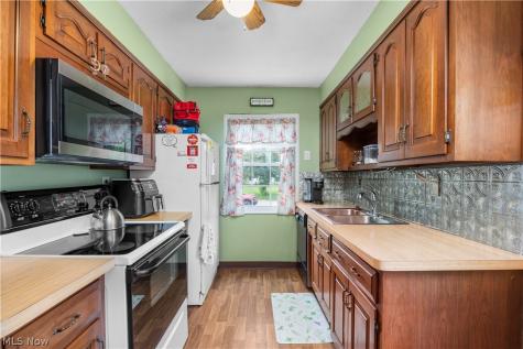 610 Princeton Avenue Elyria OH 44035