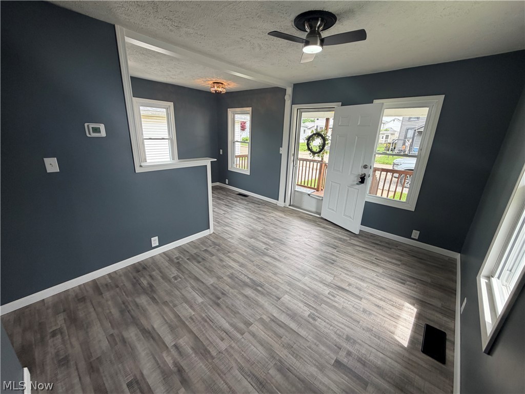 2127 Hoge Avenue Zanesville OH 43701