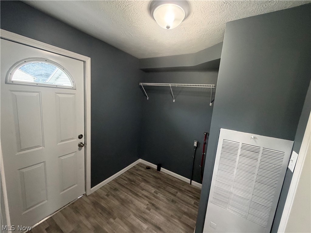 2127 Hoge Avenue Zanesville OH 43701