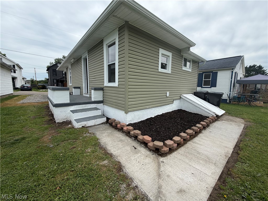 2127 Hoge Avenue Zanesville OH 43701