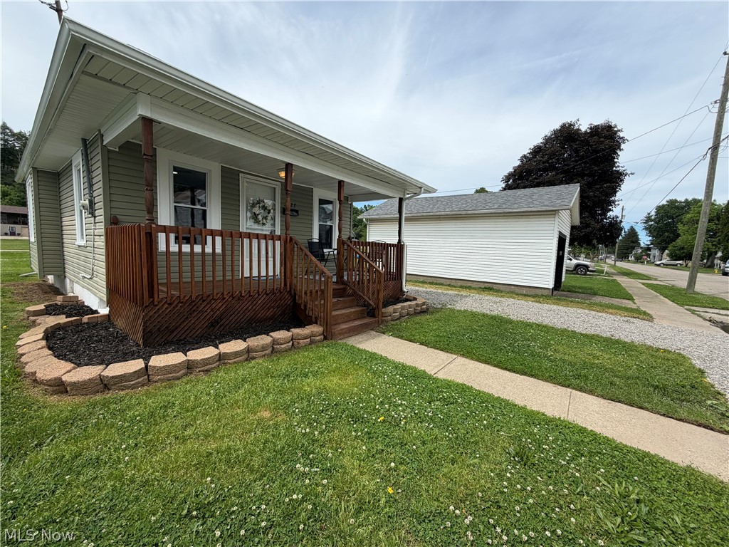 2127 Hoge Avenue Zanesville OH 43701