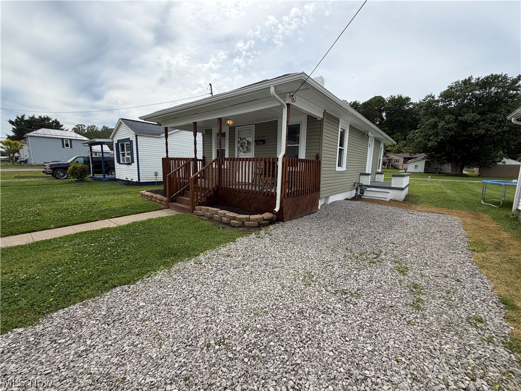 2127 Hoge Avenue Zanesville OH 43701