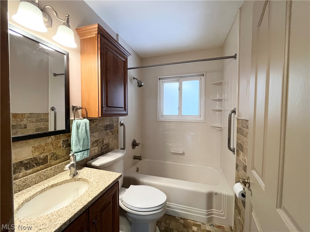 38509 Bell Road Willoughby OH 44094