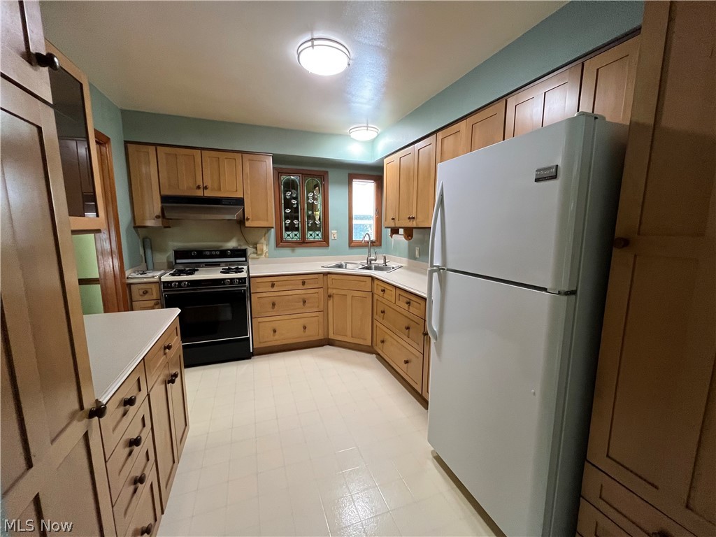 38509 Bell Road Willoughby OH 44094