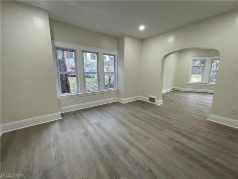 9703 Elwell Avenue Cleveland OH 44104