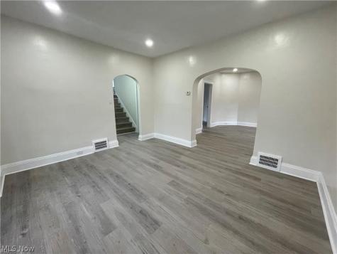 9703 Elwell Avenue Cleveland OH 44104