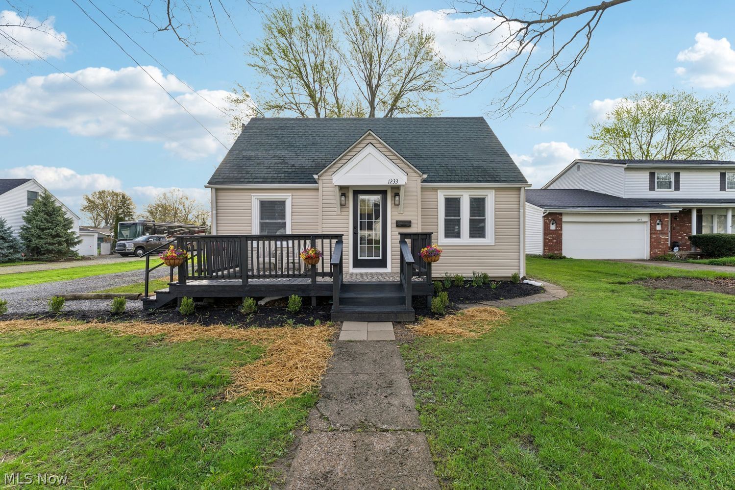 1233 State Street Vermilion OH 44089