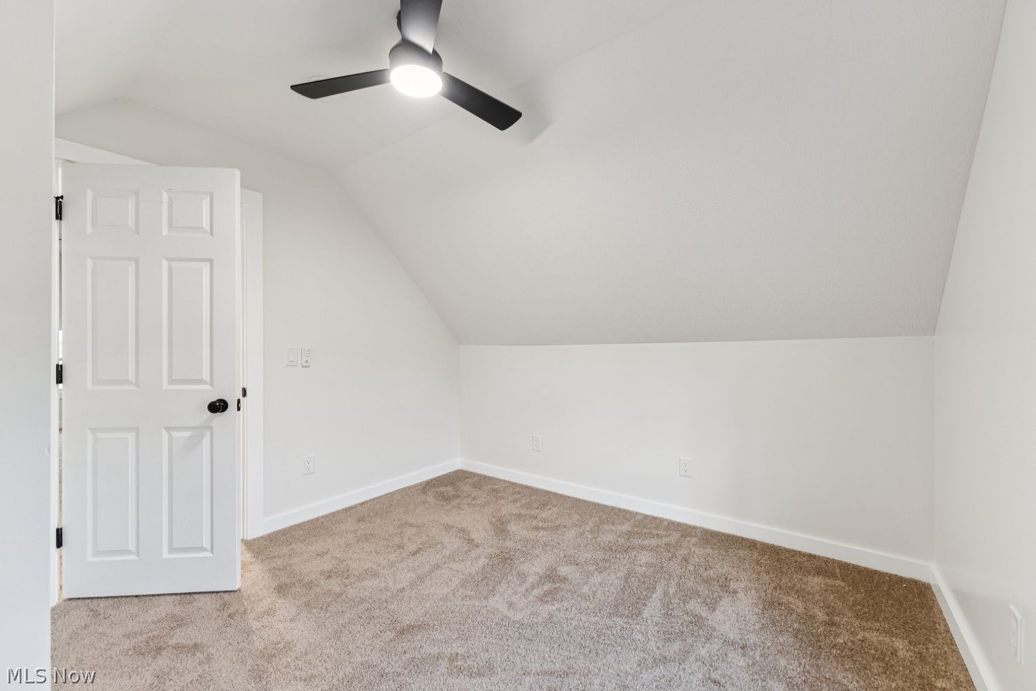 1233 State Street Vermilion OH 44089