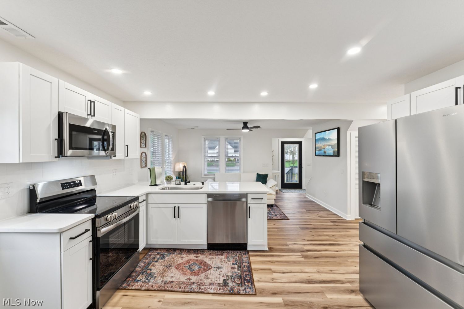 1233 State Street Vermilion OH 44089