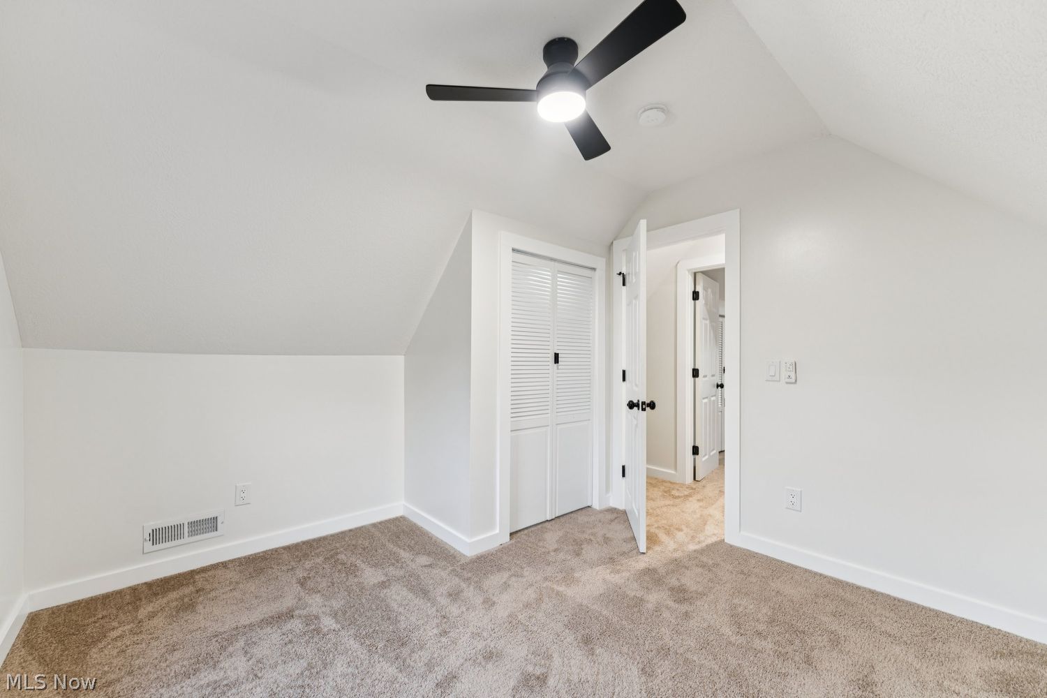 1233 State Street Vermilion OH 44089