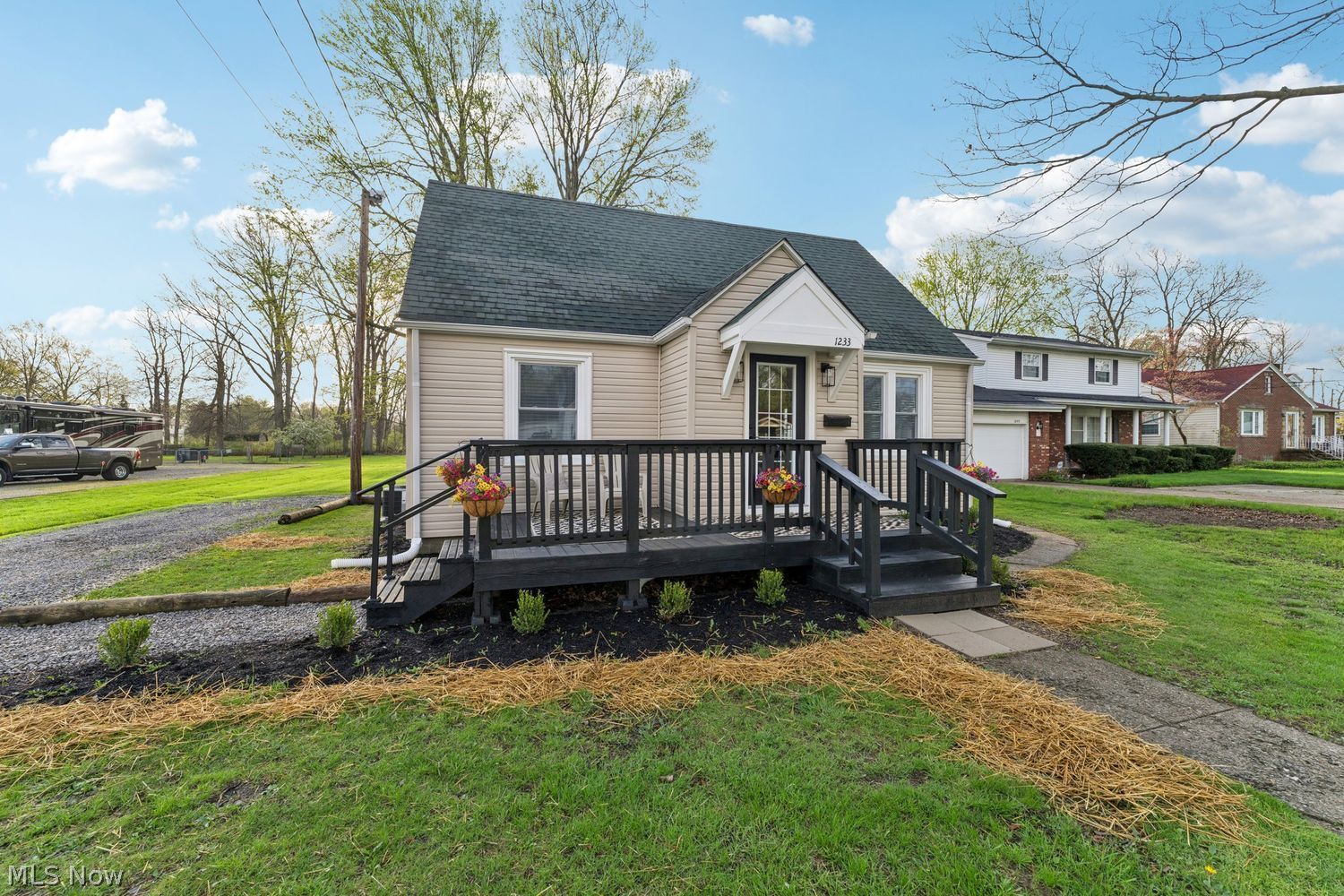 1233 State Street Vermilion OH 44089
