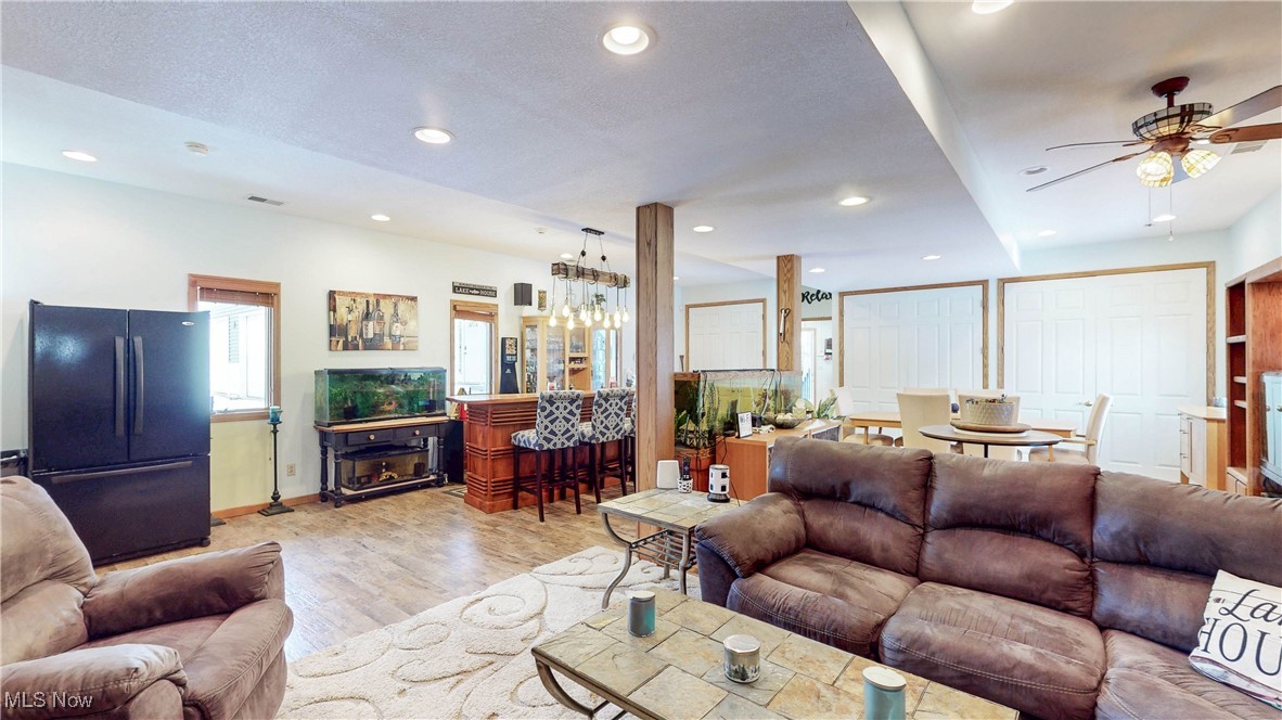 664 Pine Drive Lake Milton OH 44429