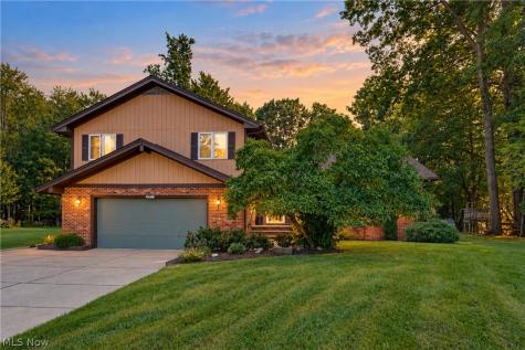 24912 Pleasant Trail Richmond Heights OH 44143
