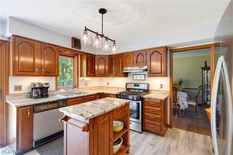 24912 Pleasant Trail Richmond Heights OH 44143