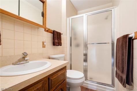 24912 Pleasant Trail Richmond Heights OH 44143