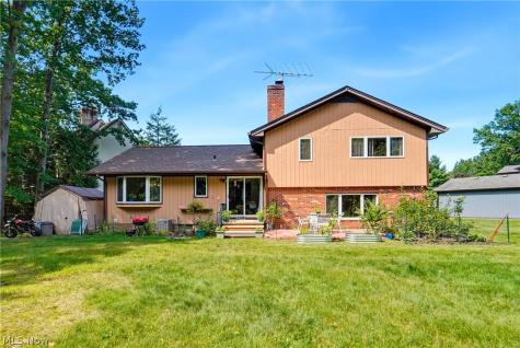 24912 Pleasant Trail Richmond Heights OH 44143