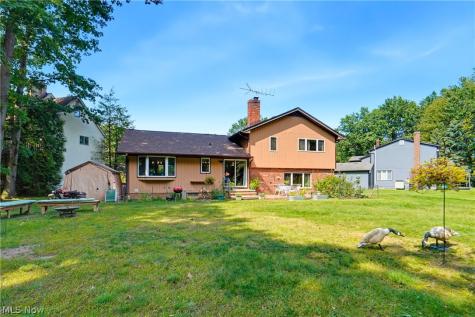 24912 Pleasant Trail Richmond Heights OH 44143