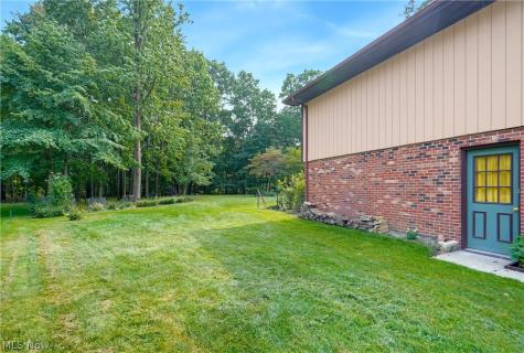 24912 Pleasant Trail Richmond Heights OH 44143