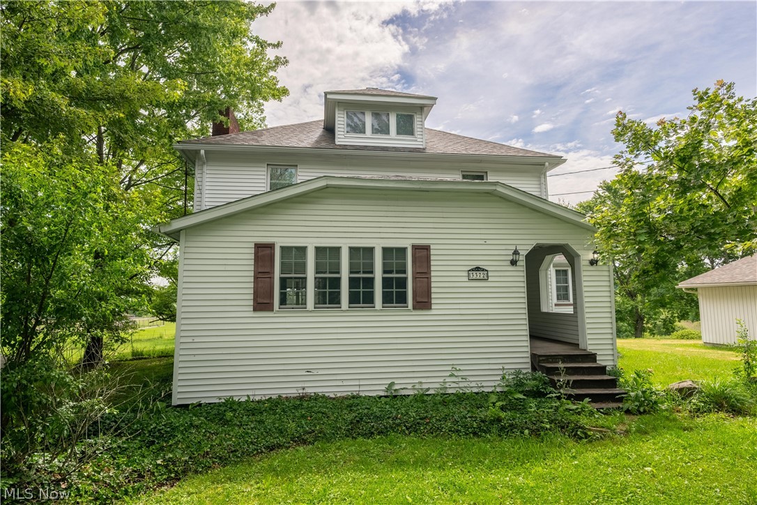 3372 Mcclintocksburg Road Diamond OH 44412