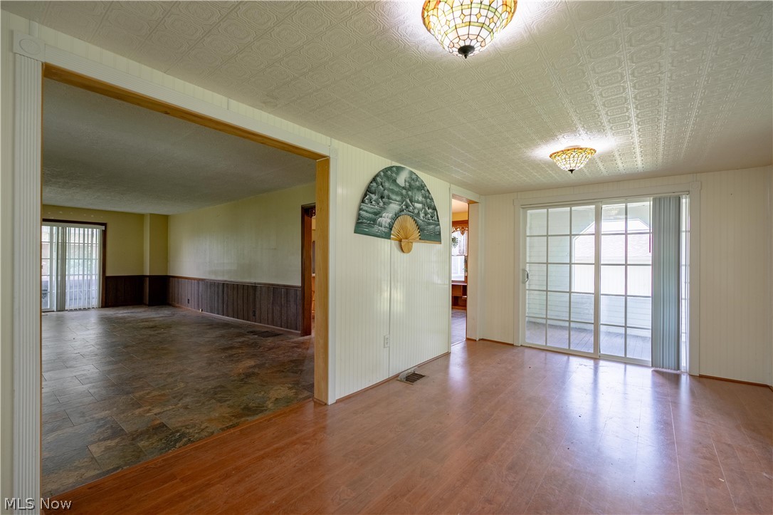 3372 Mcclintocksburg Road Diamond OH 44412